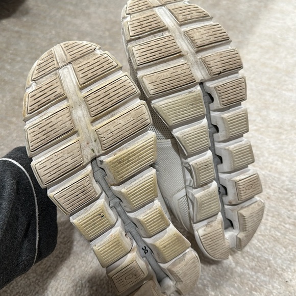 ON Running Cloud 5 Sneakers Womens Size 8 - Picture 6 of 7